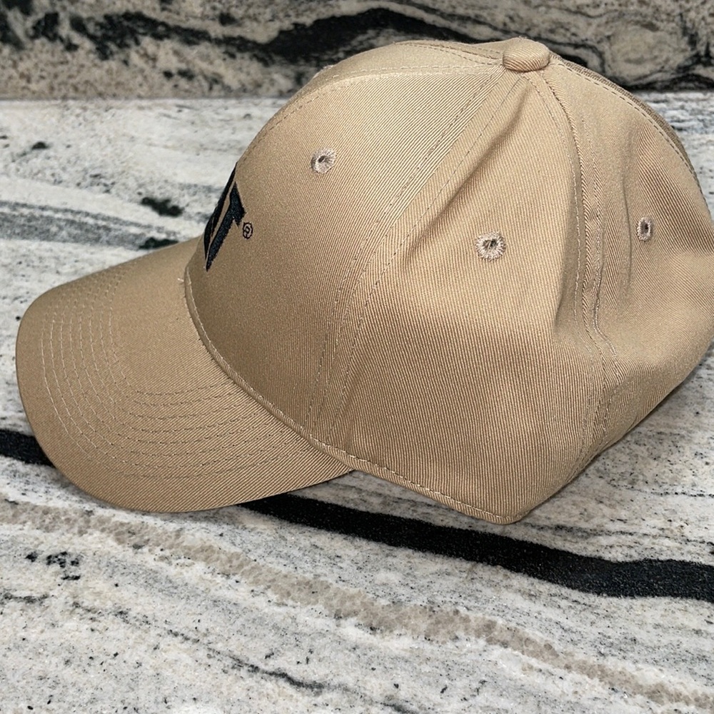 NWT Caterpillar Hat ๐งข - Picture 3 of 9